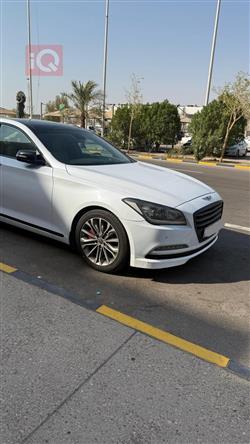 هیوندای جێنسس